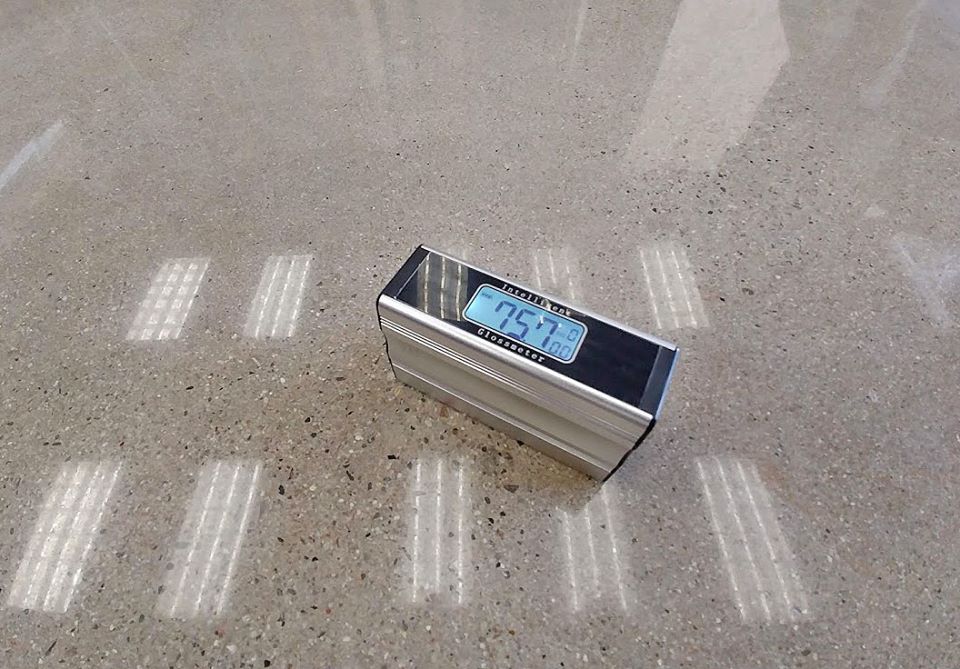 GLOSS LEVEL METER